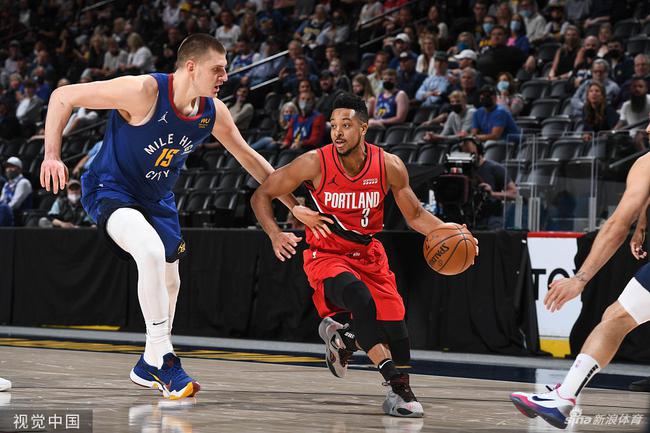 英超借助V 英超借助V